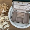Boîte à bijoux en velours vert personnalisable femme – Cadeau chic et tendre