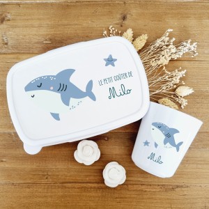 Set boite à goûter et gobelet personnalisable motif requin - Sweet Chic Accessoires