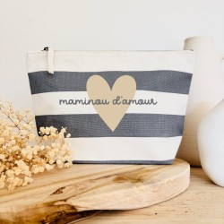 Trousse à rayures grises personnalisée motif grand cœur beige inscription maminou d'amour - Sweet Chic Accessoires